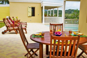 Welcome to Yacht Haven Caribbean Sea Views 3 bedrooms Private Pool